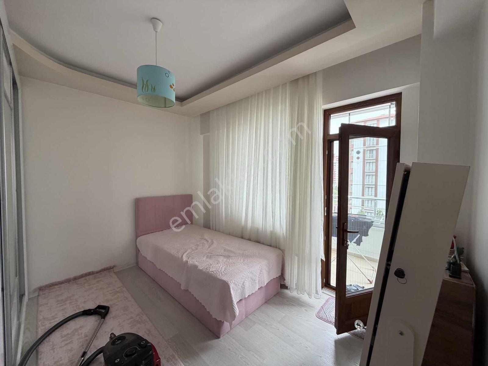 Yusuf Karadağlıdan Tecdede Acil Satılık Site İçi 3+1 — fotoğraf 6