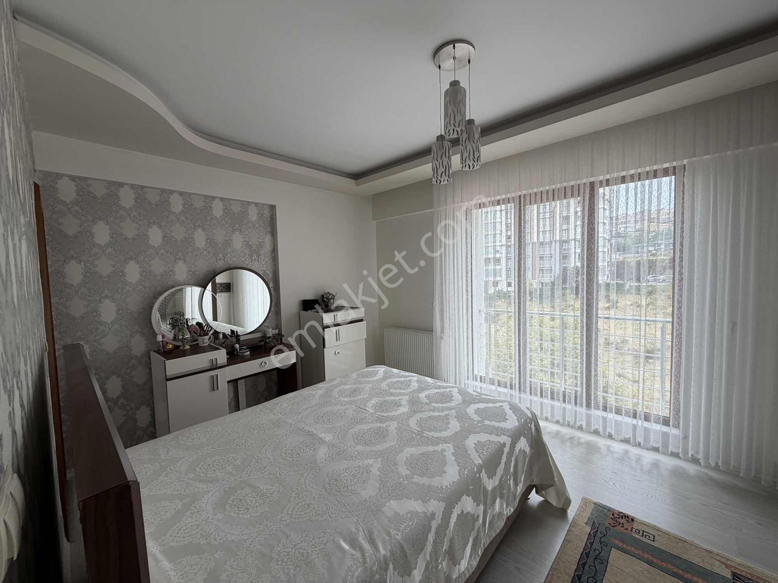 Yusuf Karadağlıdan Tecdede Acil Satılık Site İçi 3+1 — fotoğraf 7