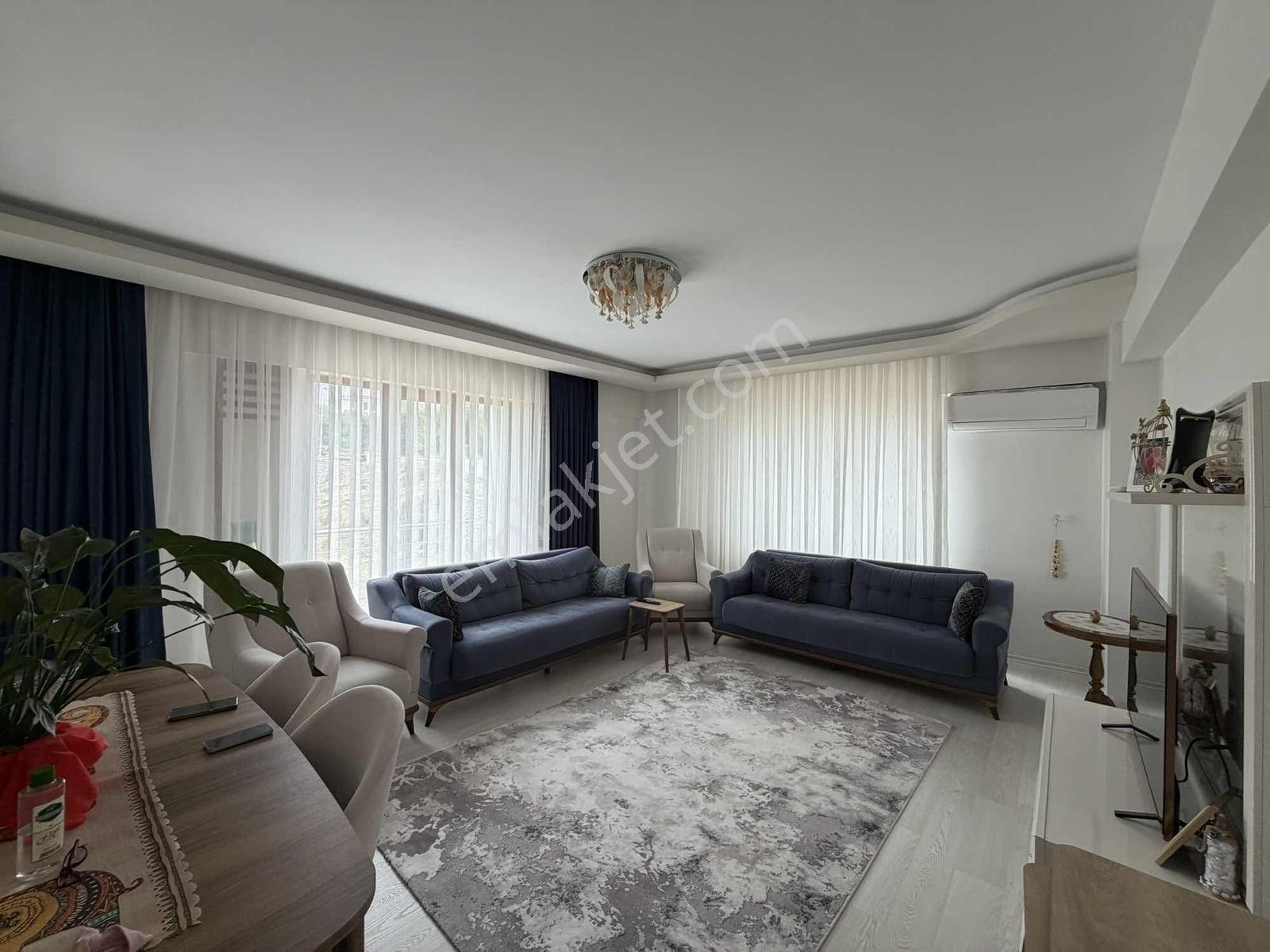 Yusuf Karadağlıdan Tecdede Acil Satılık Site İçi 3+1 — fotoğraf 12