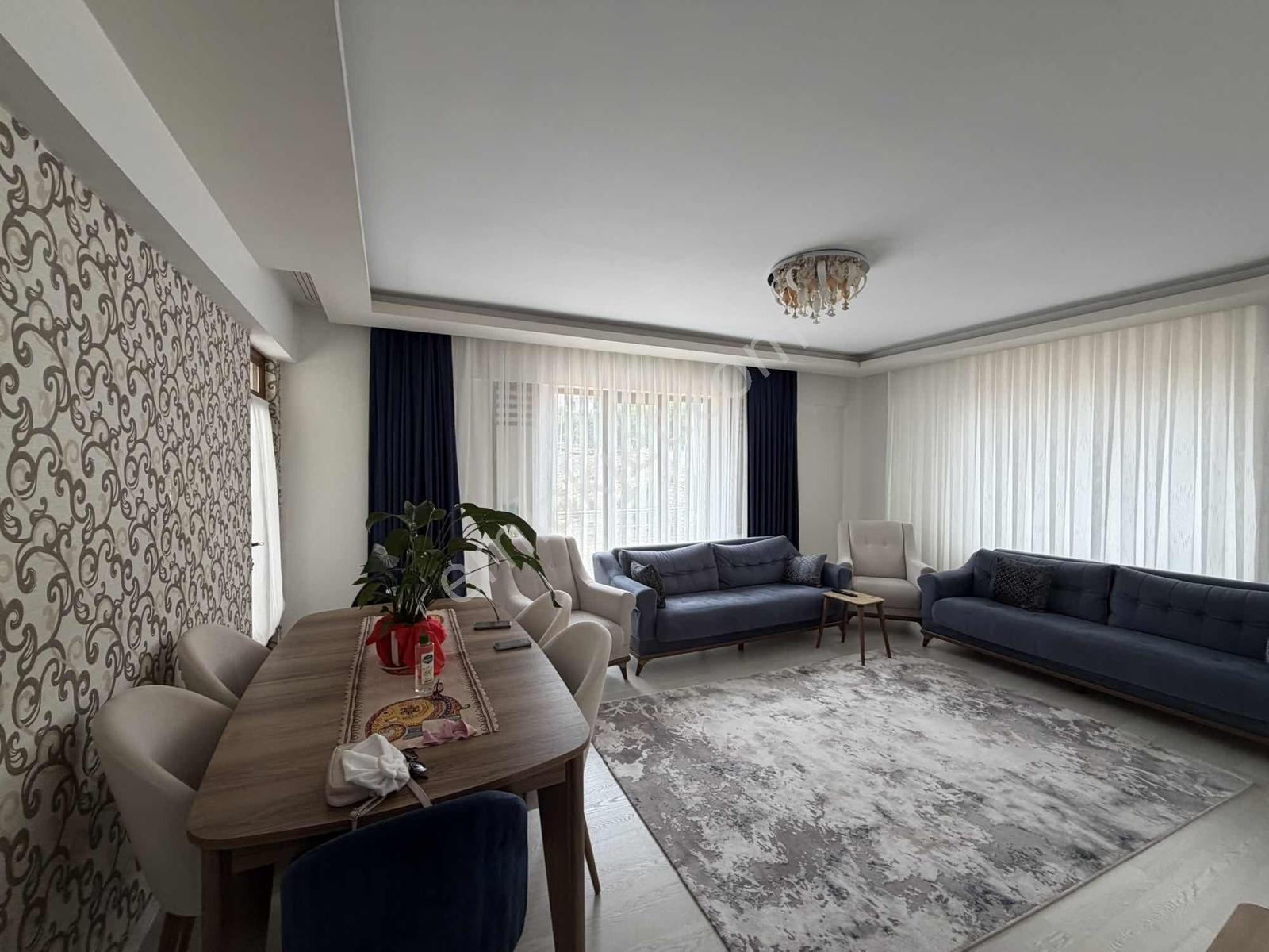 Yusuf Karadağlıdan Tecdede Acil Satılık Site İçi 3+1 — fotoğraf 14