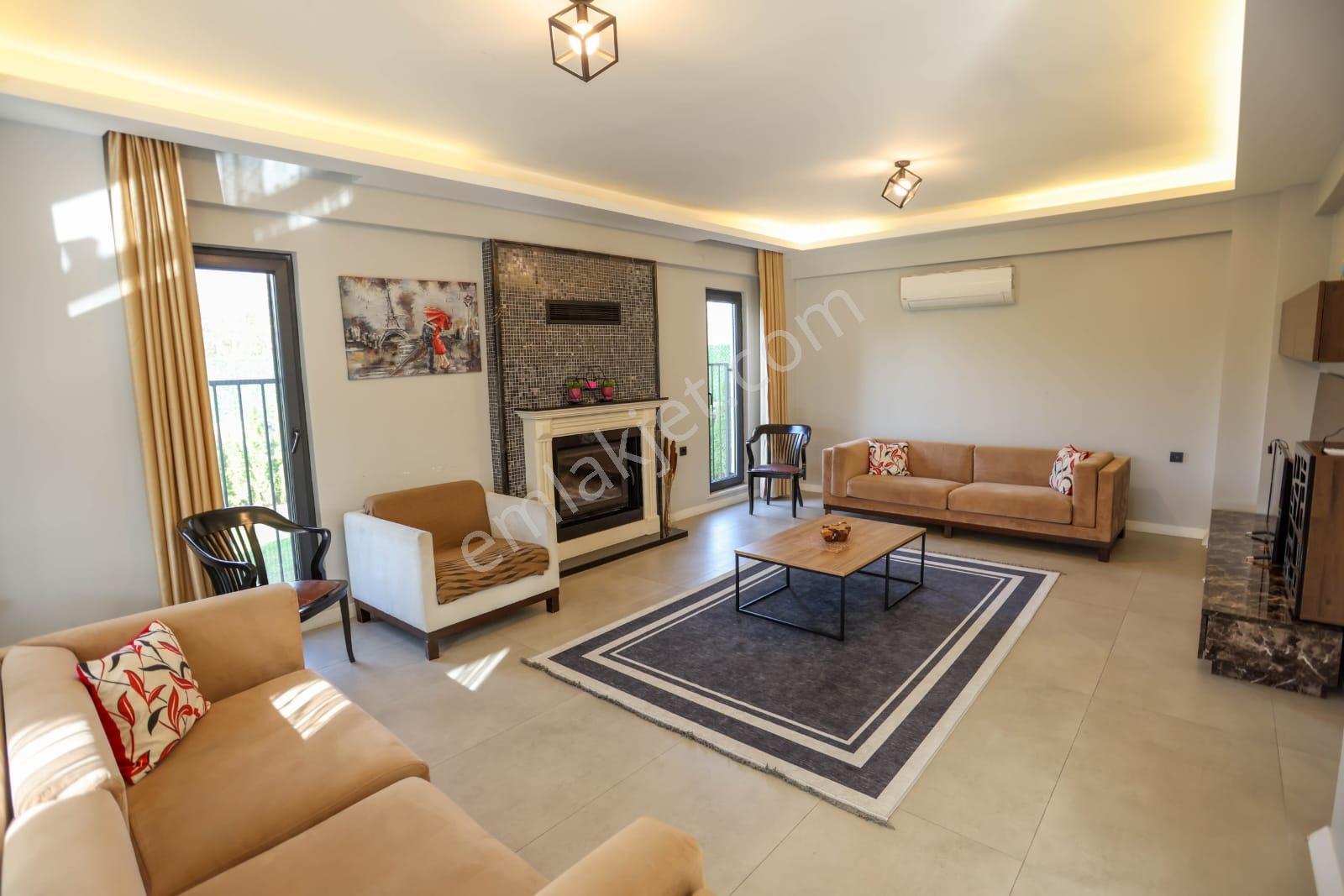 Sapanca'da 750 M2 İçinde Full Eşyalı Havuzlu 4,5+1 Lüx Villa — fotoğraf 27