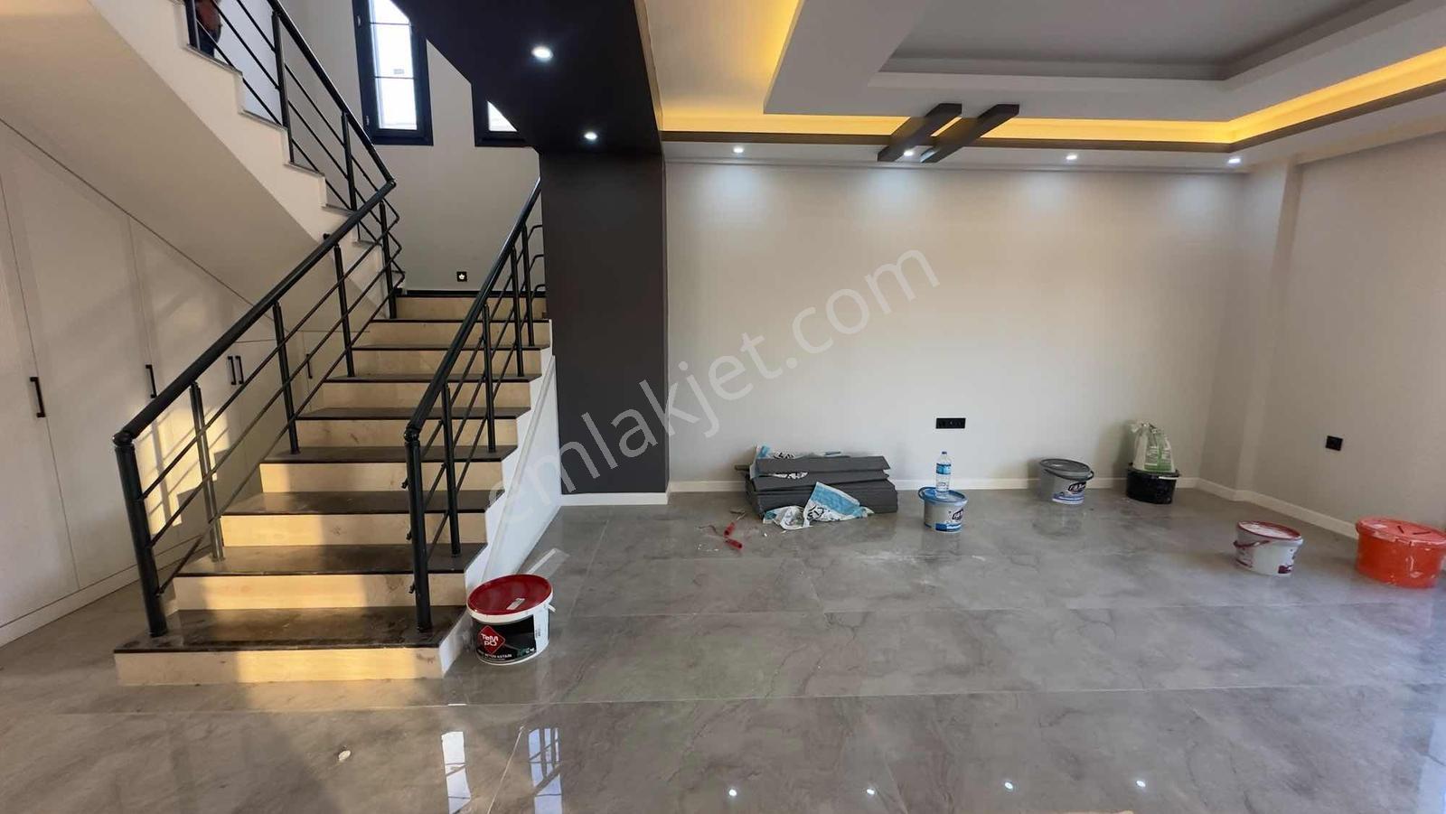 Emin Emlak Bor Sırasöğütler 225m2 4.5+1 Dolapsız Müstakıl Villa — fotoğraf 7