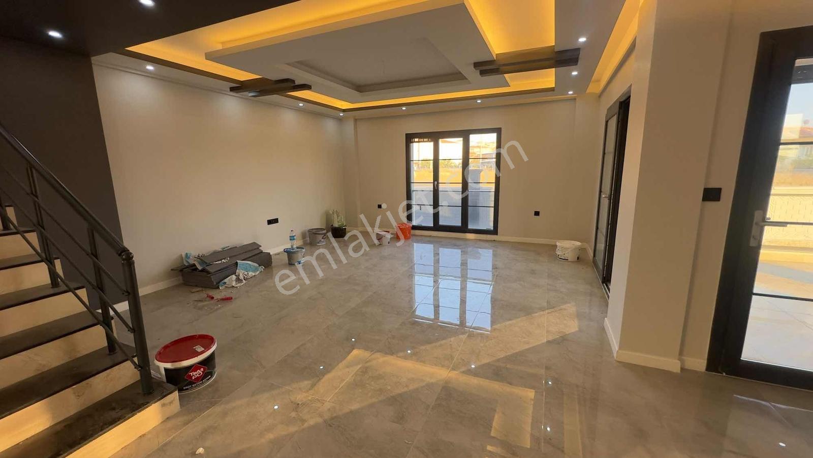 Emin Emlak Bor Sırasöğütler 225m2 4.5+1 Dolapsız Müstakıl Villa — fotoğraf 11