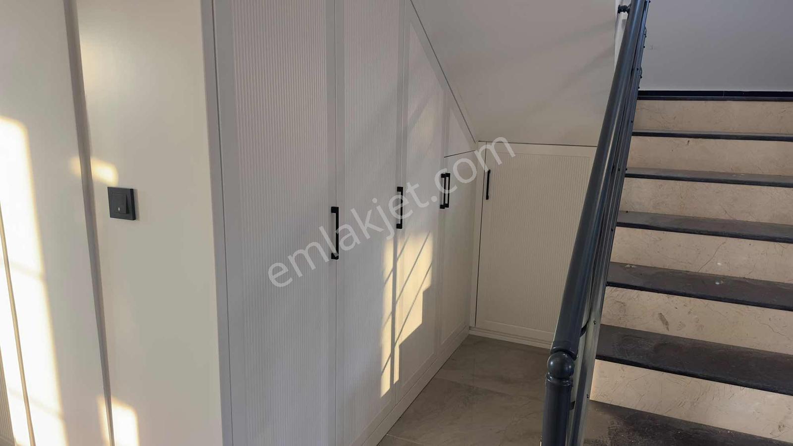 Emin Emlak Bor Sırasöğütler 225m2 4.5+1 Dolapsız Müstakıl Villa — fotoğraf 28