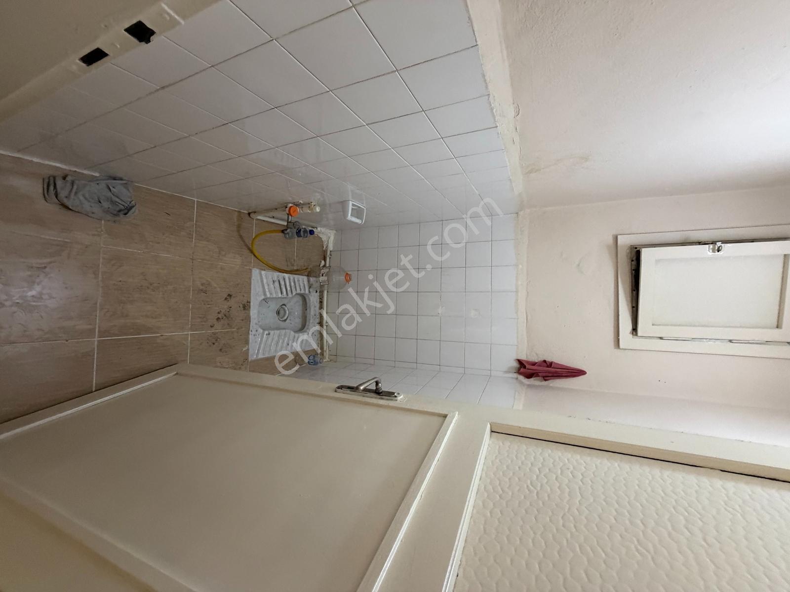Şemsipaşada 2+1 | 90 M² Net | 2 Balkon | 1.kat | Kat Mülkiyetli — fotoğraf 18