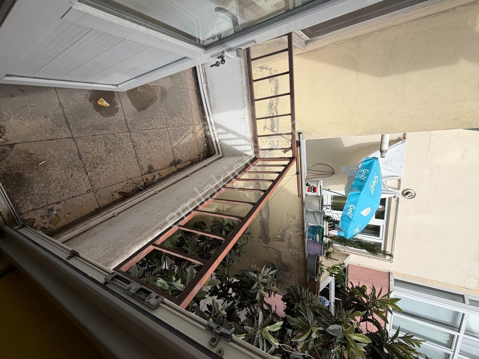 Şemsipaşada 2+1 | 90 M² Net | 2 Balkon | 1.kat | Kat Mülkiyetli — fotoğraf 23