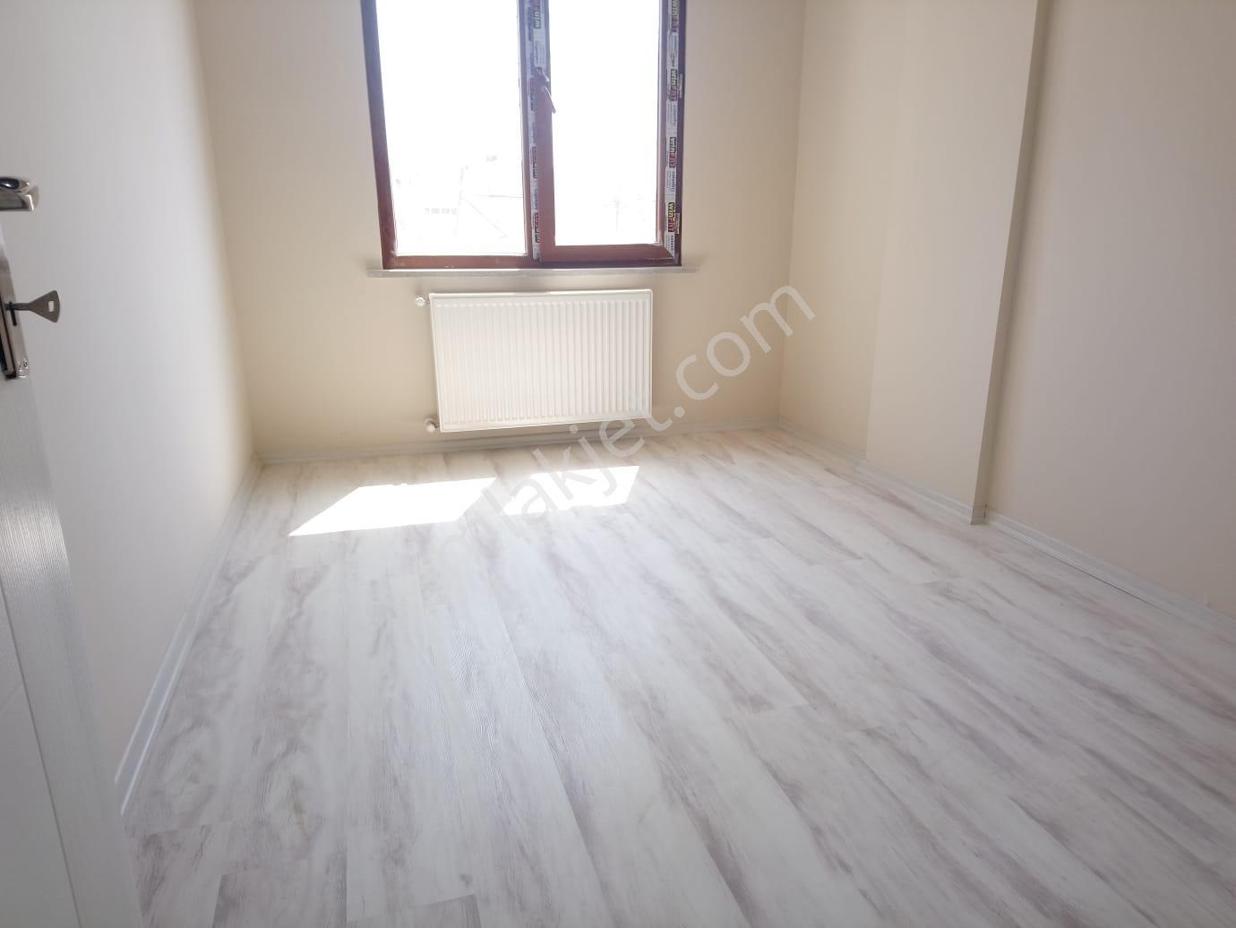 Satılık Geniş Ara Kat Daire — fotoğraf 13
