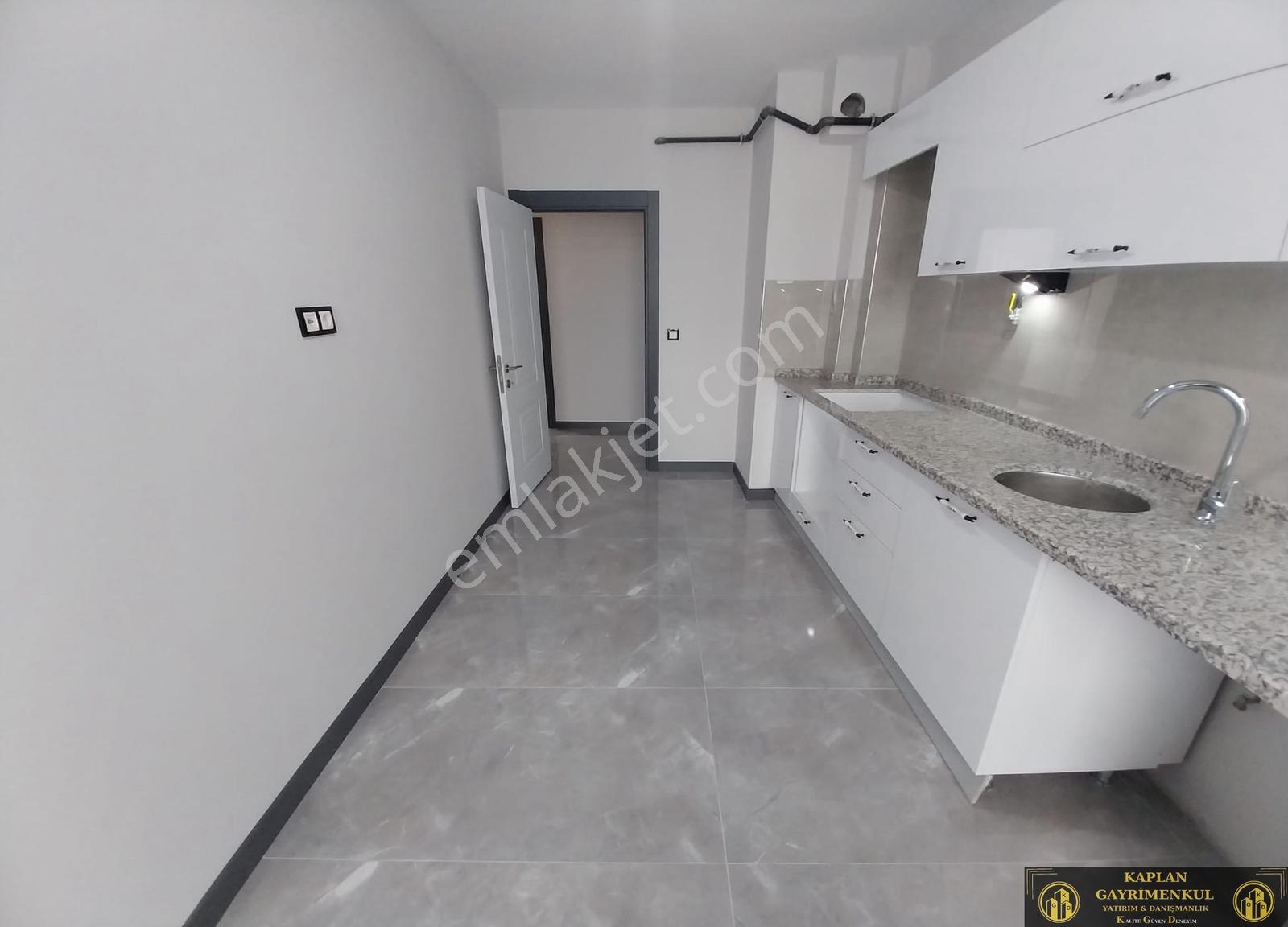 71 Evler Zümrüt Cami Yakını 2+1 100m² Satılık Arakat Daire — fotoğraf 2
