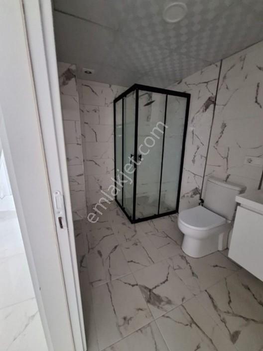 Cengiz Topel Mahallesinde Satılık 3+1 Kapalı Mutfak Daire — fotoğraf 13