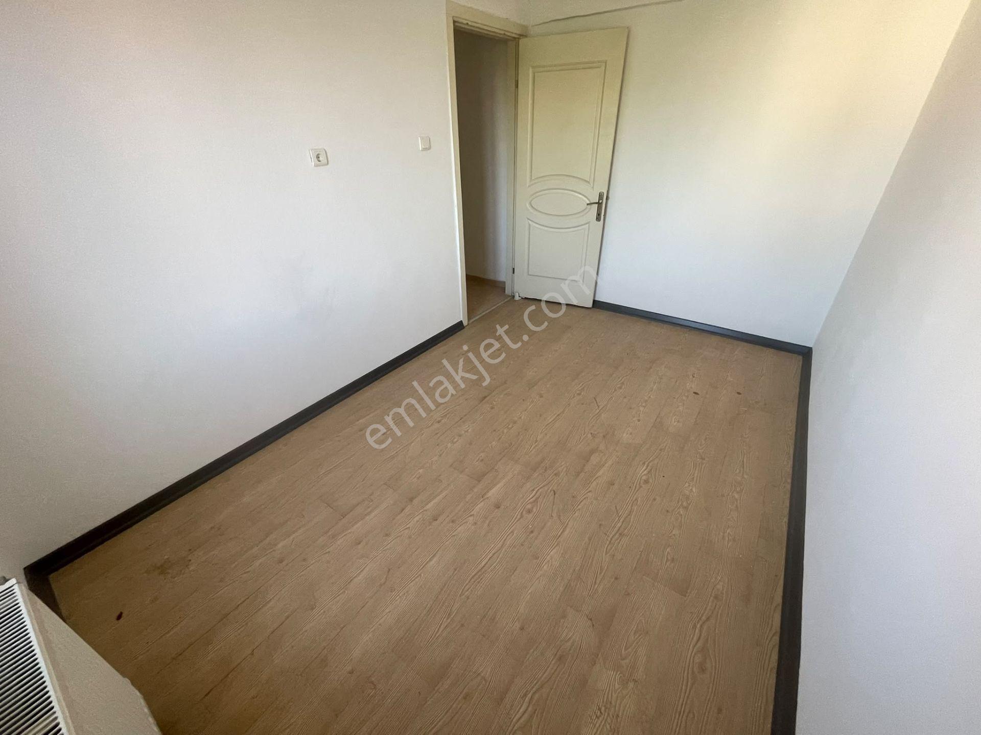 Ekonomi Üni Yakını 3+1 Jeotermal Isıtmalı Satılık Daire ! — fotoğraf 18