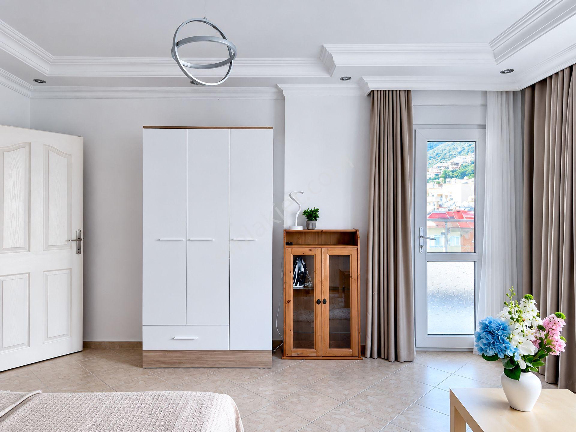 Alanya Kleopatra'da Deniz Ve Dağ Manzaralı 2+1 Satılık Daire — fotoğraf 14