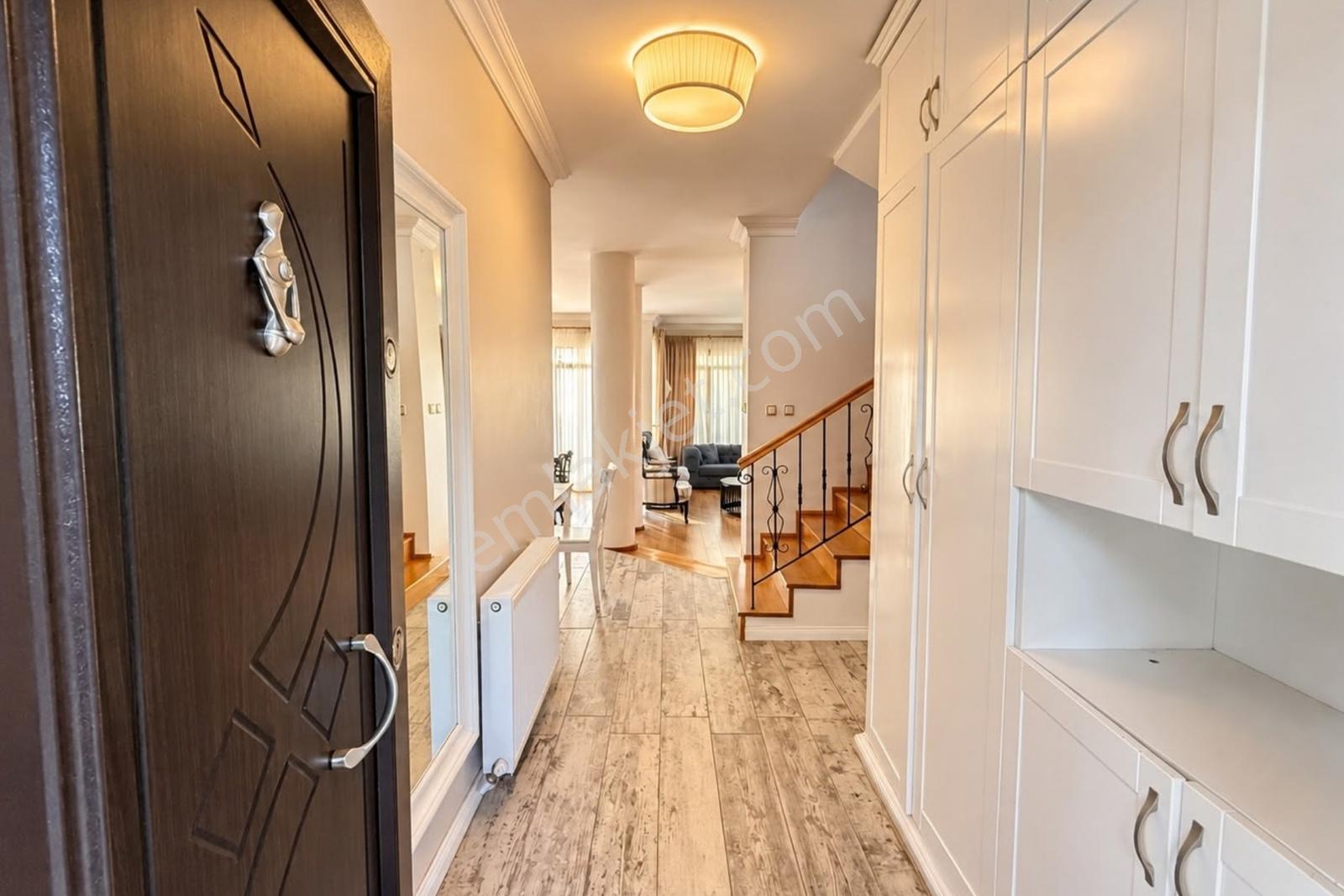Deniz Manzaralı, Tam Müstakil 5+1 Villa — fotoğraf 17