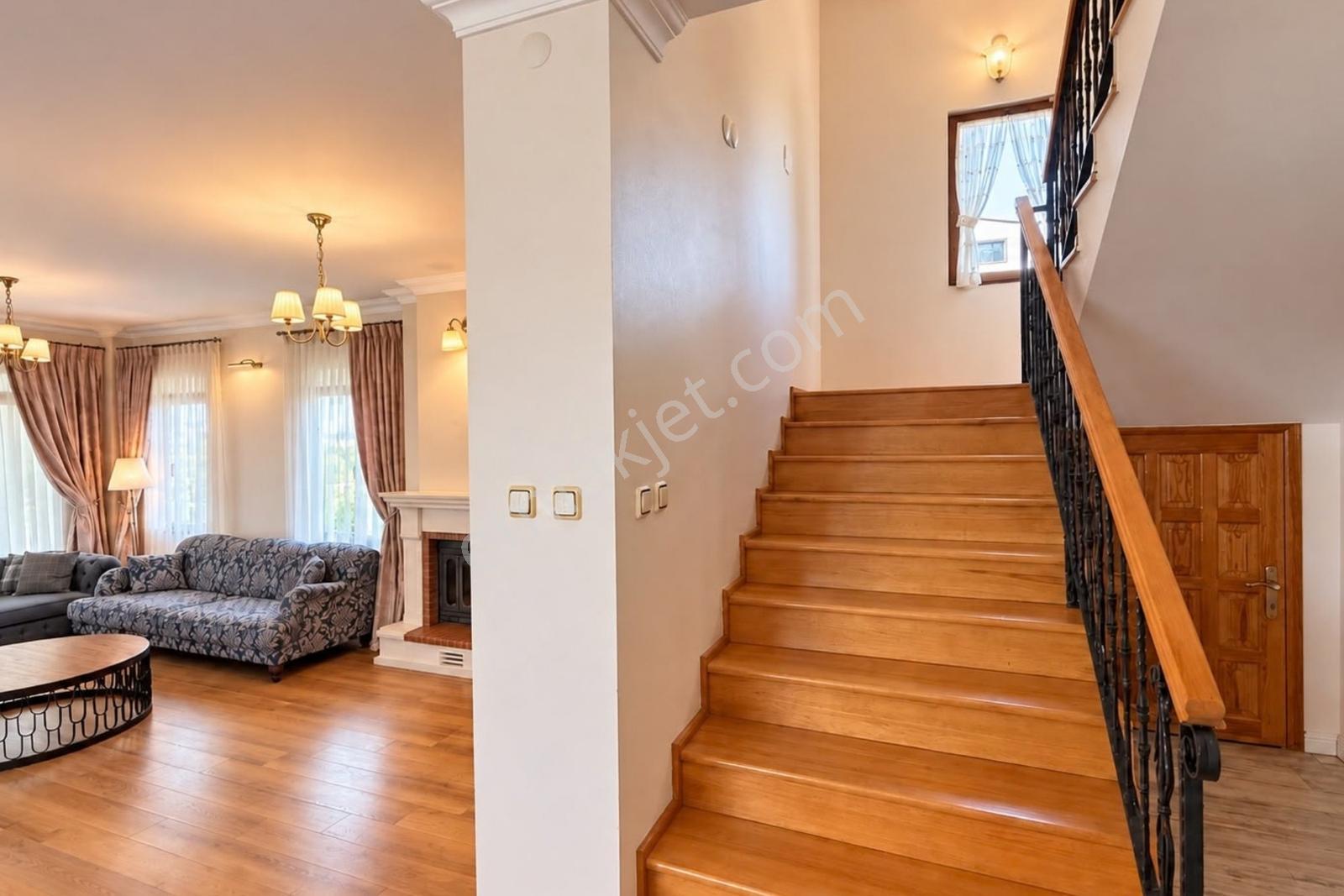 Deniz Manzaralı, Tam Müstakil 5+1 Villa — fotoğraf 23