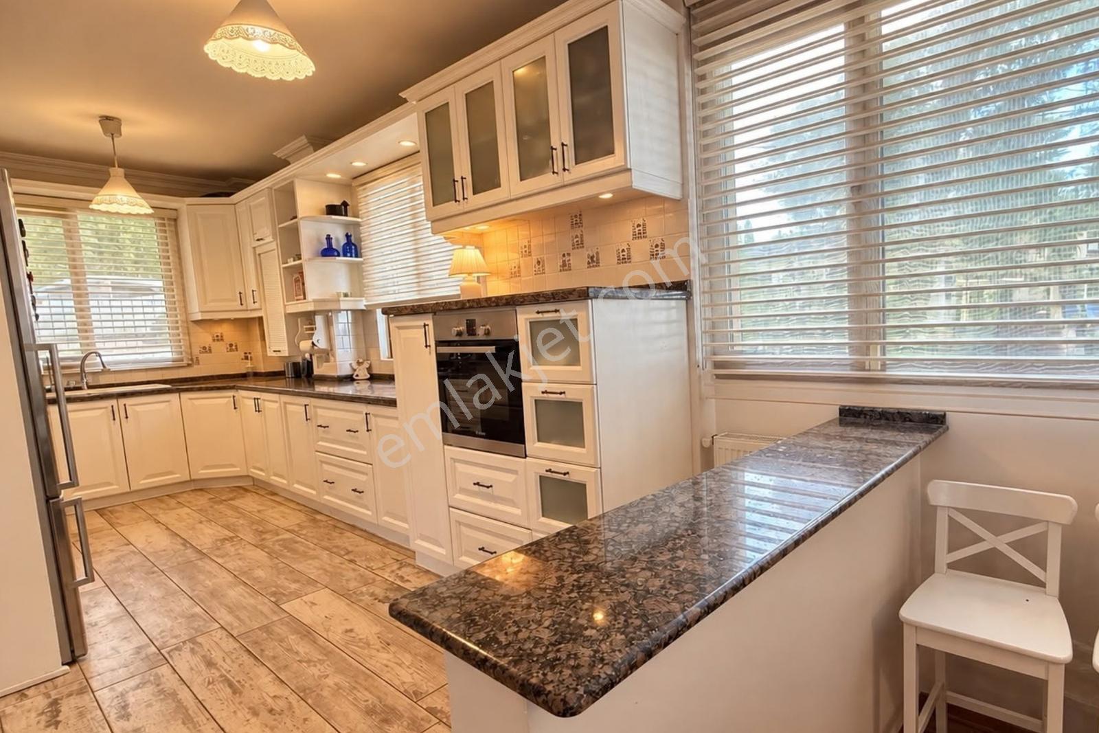 Deniz Manzaralı, Tam Müstakil 5+1 Villa — fotoğraf 24