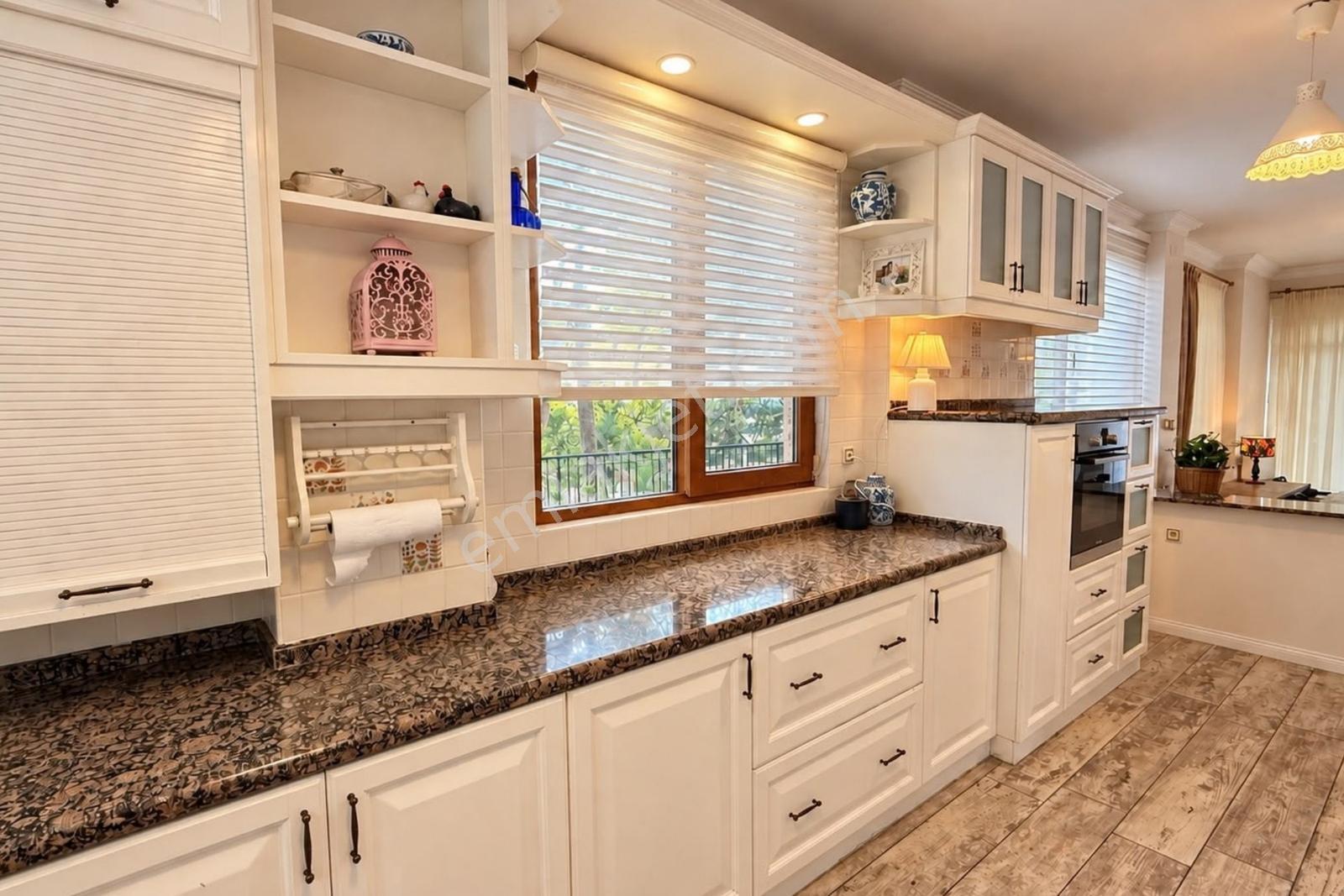 Deniz Manzaralı, Tam Müstakil 5+1 Villa — fotoğraf 28
