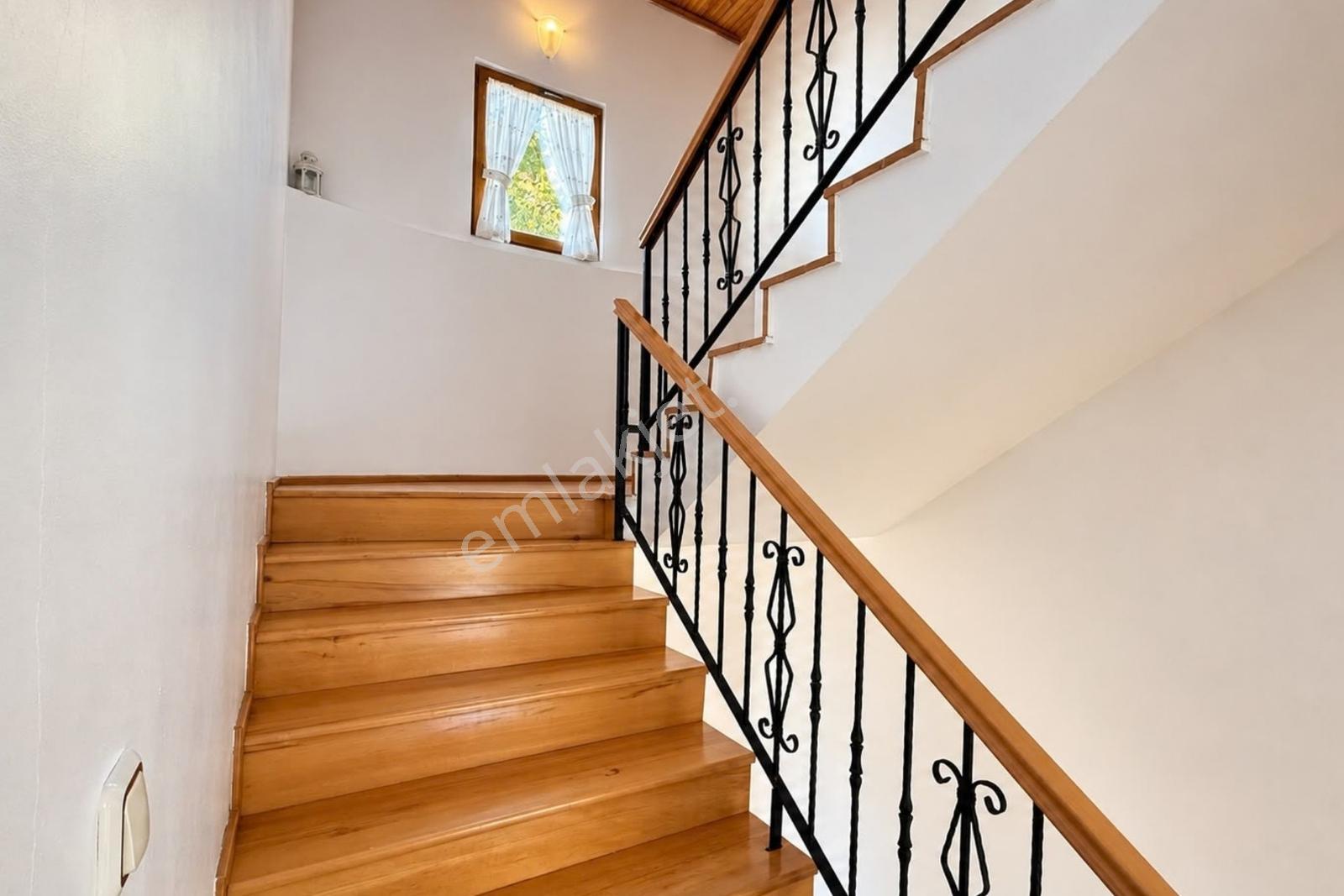 Deniz Manzaralı, Tam Müstakil 5+1 Villa — fotoğraf 35