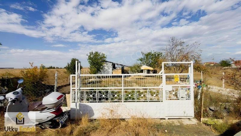 Babaeski Cumhuriyet Te 337 M2 Arsa Ve Konteynırlı Satılık Bahçe