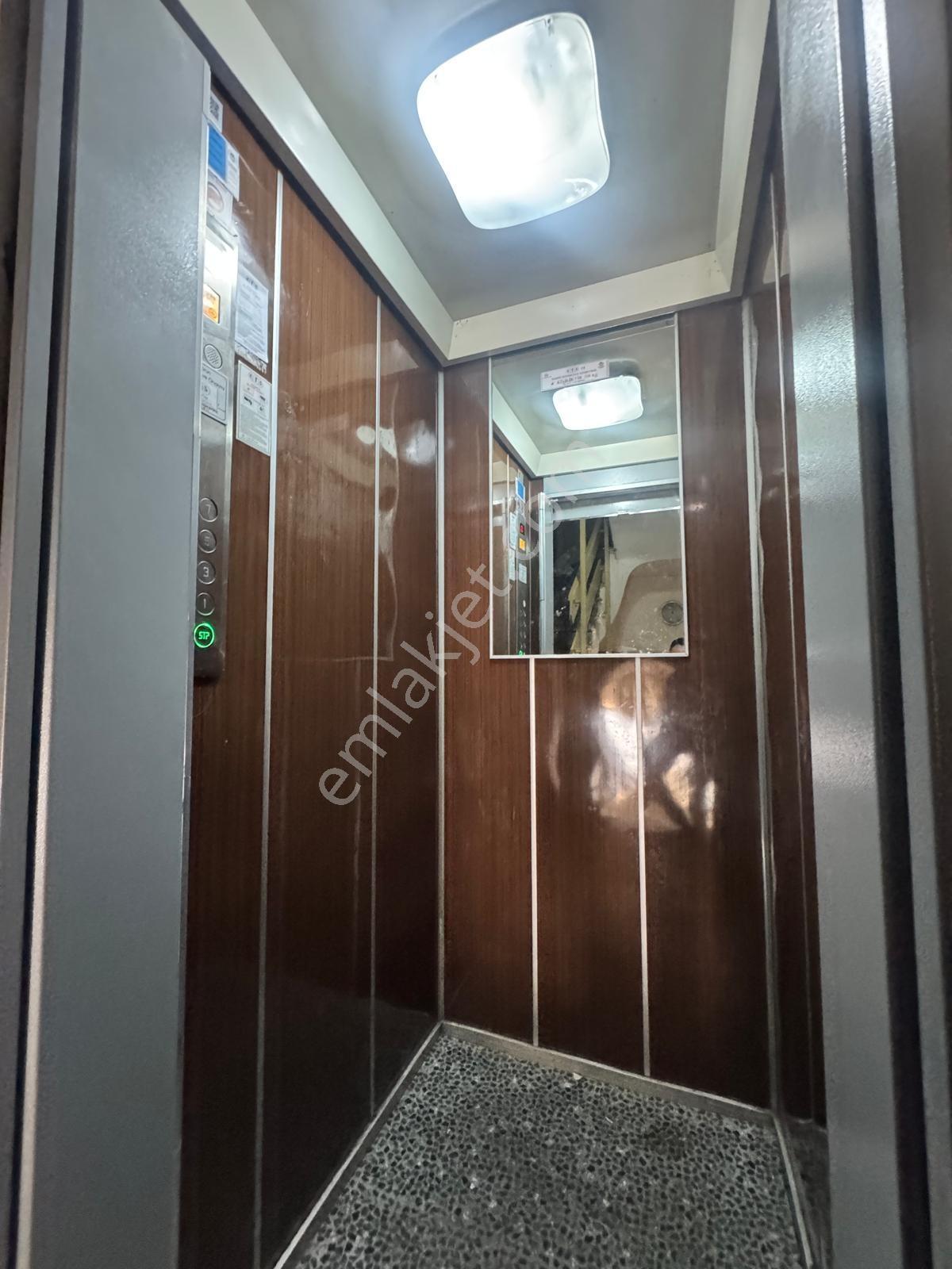 Rba'dan 2 Eylül Cd.üzeri 130m2 Net Teraslı Manzaralı 2+1 Dublex — fotoğraf 29