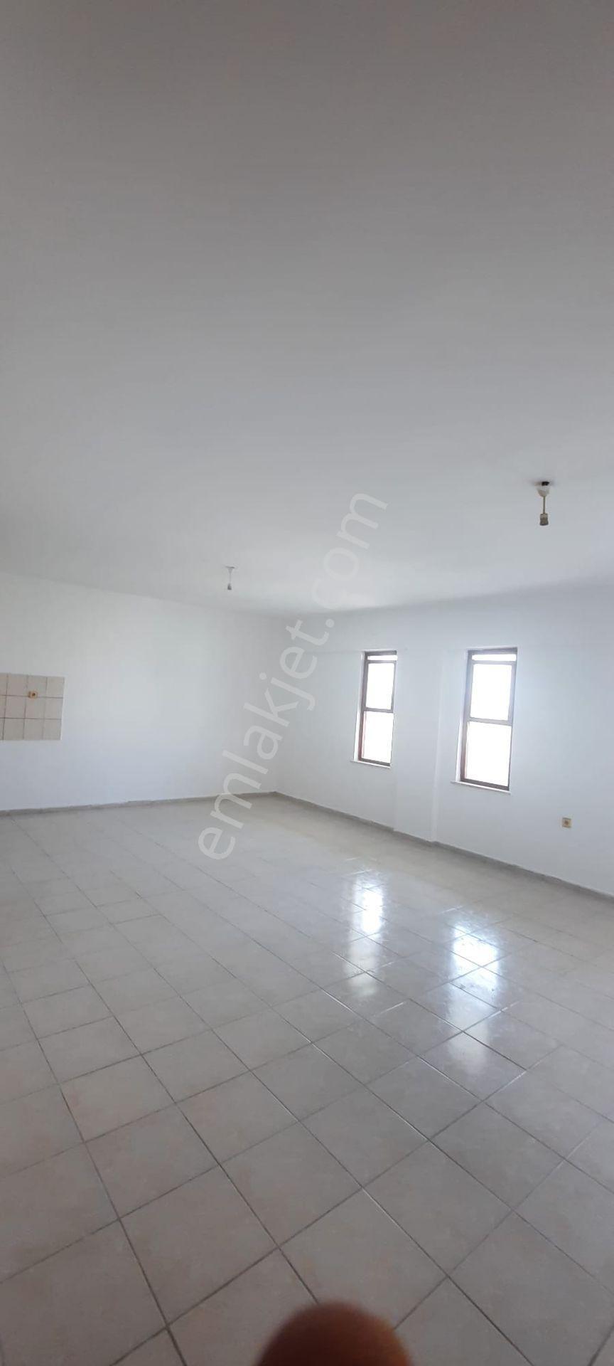Avsallarda Geniş 2+1 Daire — fotoğraf 8
