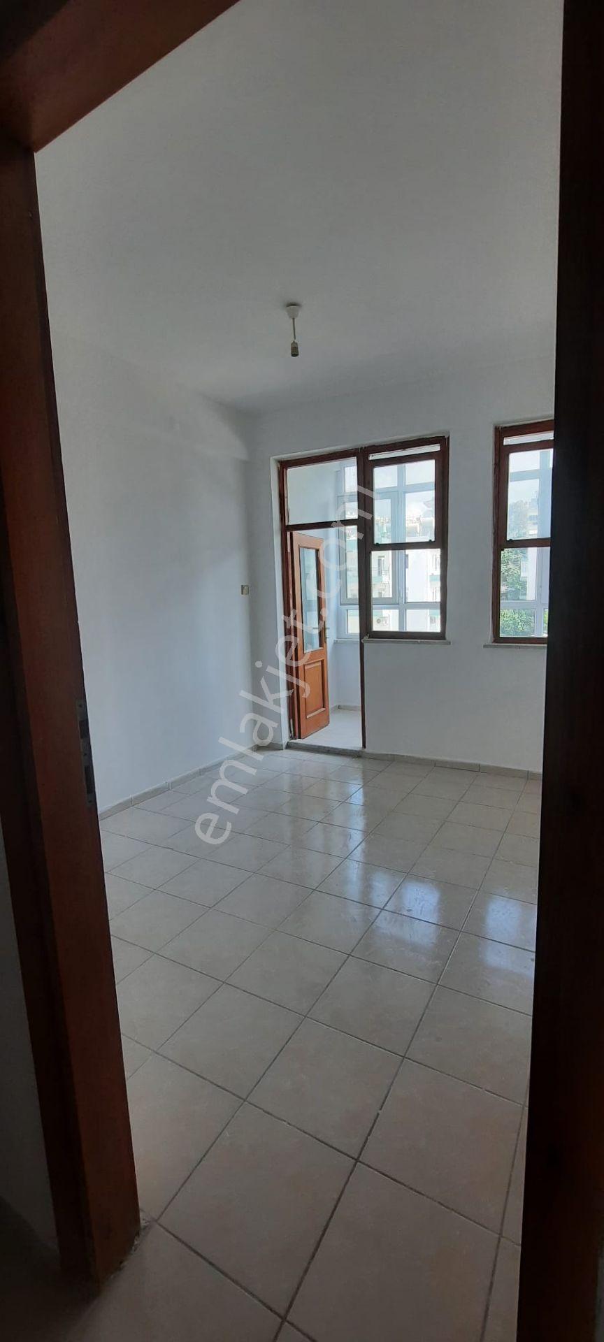 Avsallarda Geniş 2+1 Daire — fotoğraf 17