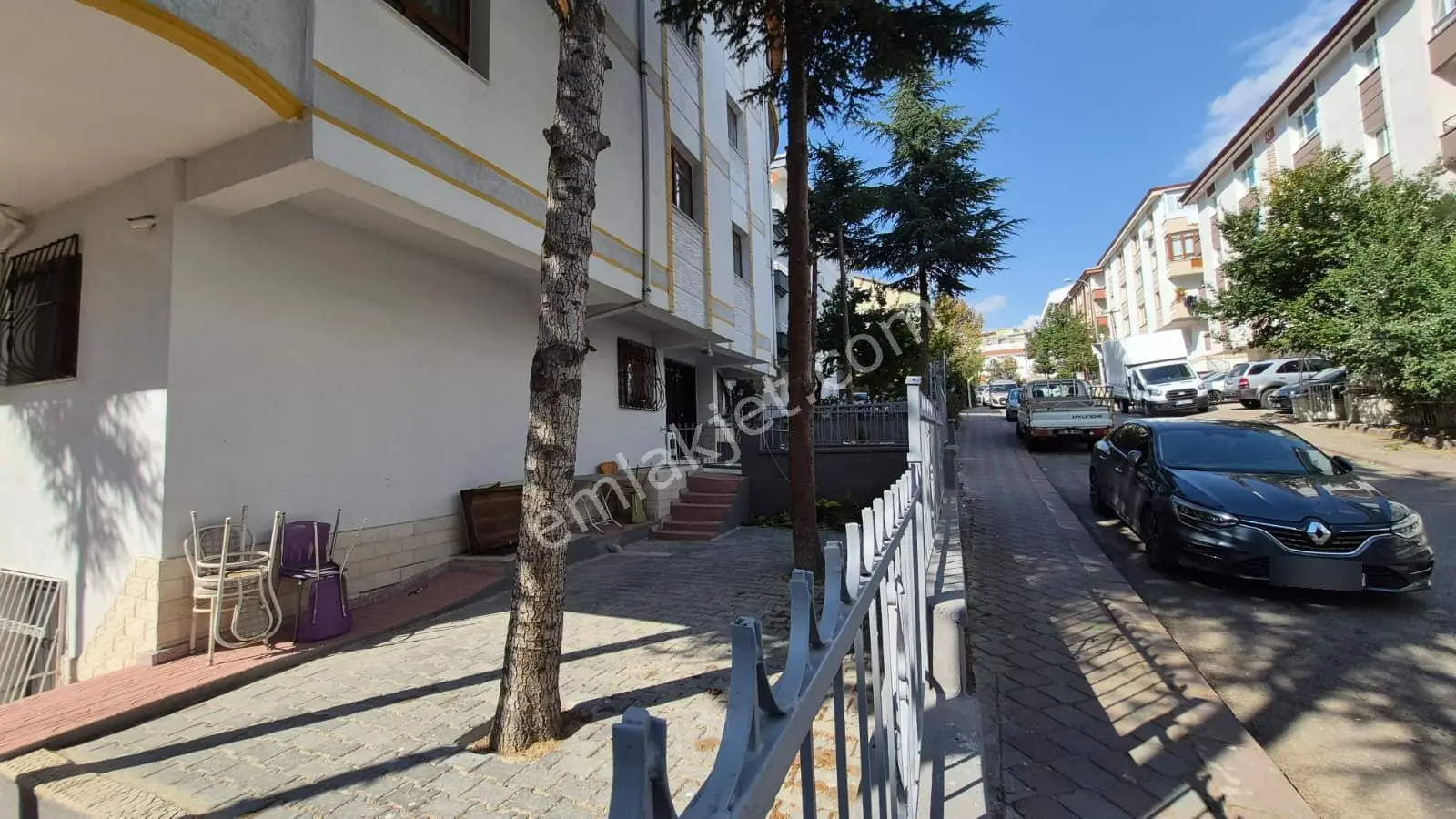 Metroya 10 Dk Yürüme Yüksek Giriş Altta Daire Var .. — fotoğraf 20