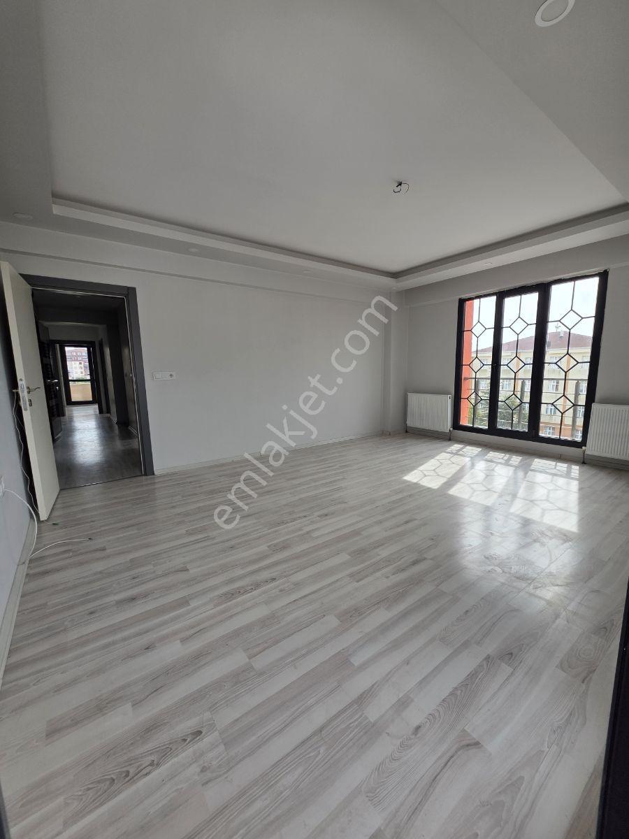 Çift Balkon Kızılpınar Atatürk Mahallesi 2+1