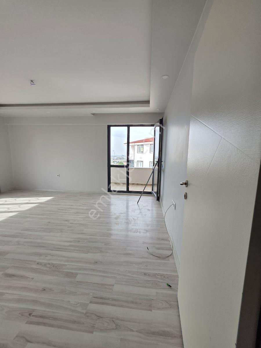 Çift Balkon Kızılpınar Atatürk Mahallesi 2+1 — fotoğraf 7