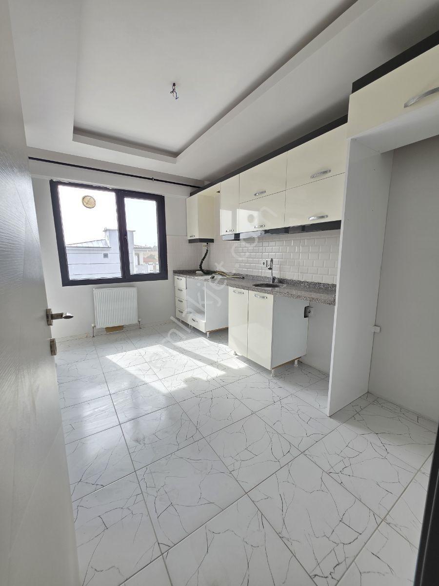 Çift Balkon Kızılpınar Atatürk Mahallesi 2+1 — fotoğraf 10