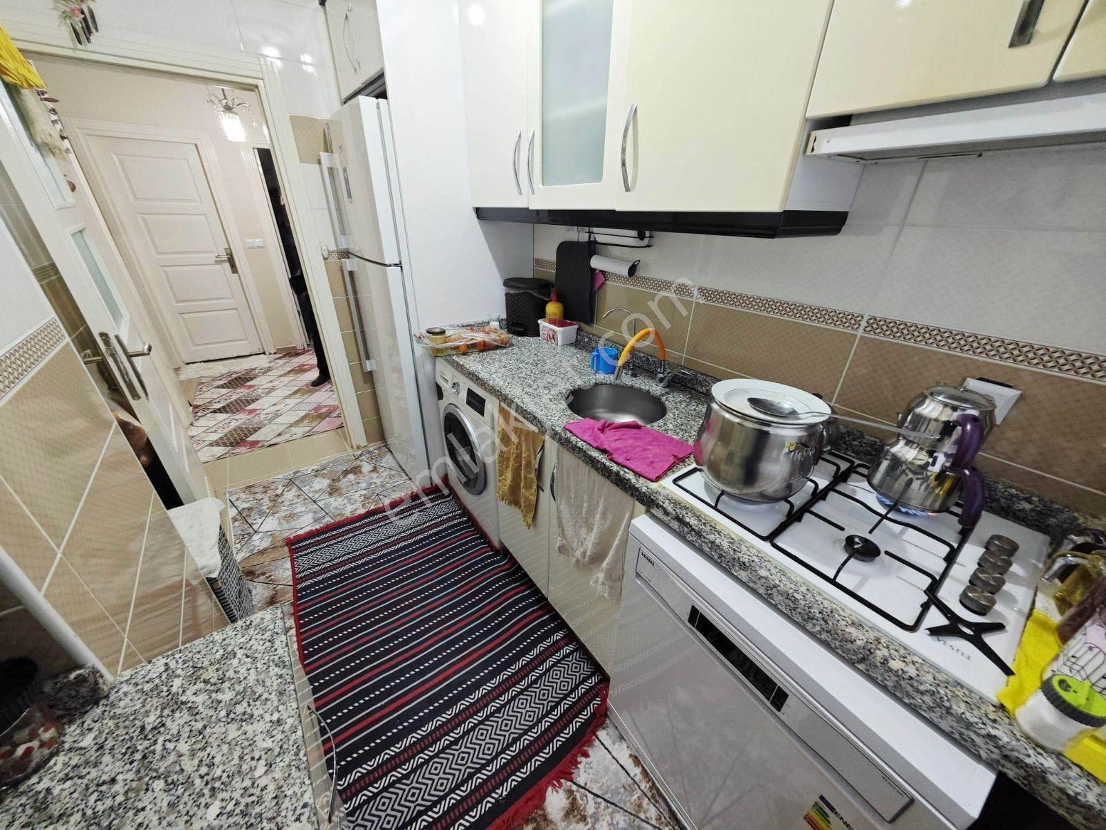 Kelepir Daire Yenibosna 2+1 2.kat Krediyeuygun Daire — fotoğraf 7