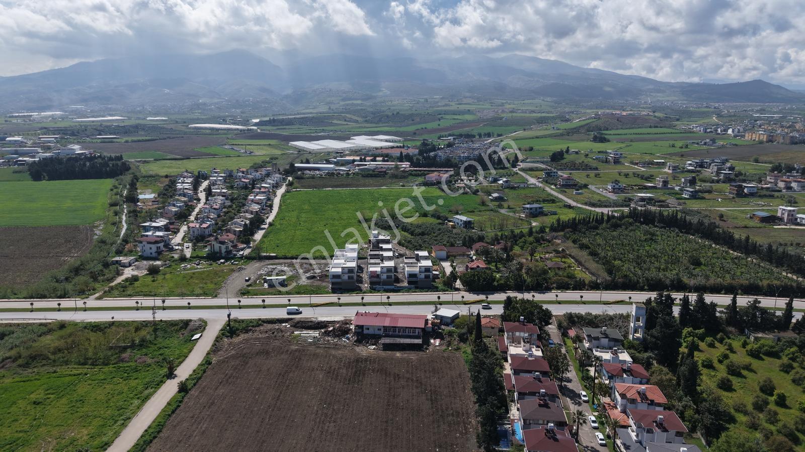 A Gayrimenkul'Den Denize 300 M Mesafede Yatırımlık İmarlı Arsa