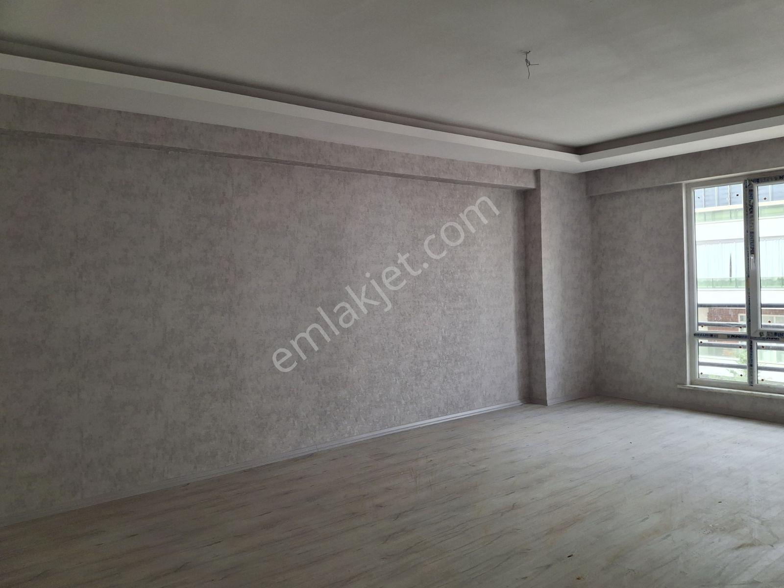 Karatay Çimenlik Mah Site İçerisinde 3+1 Arakat Satılık Daire — fotoğraf 6