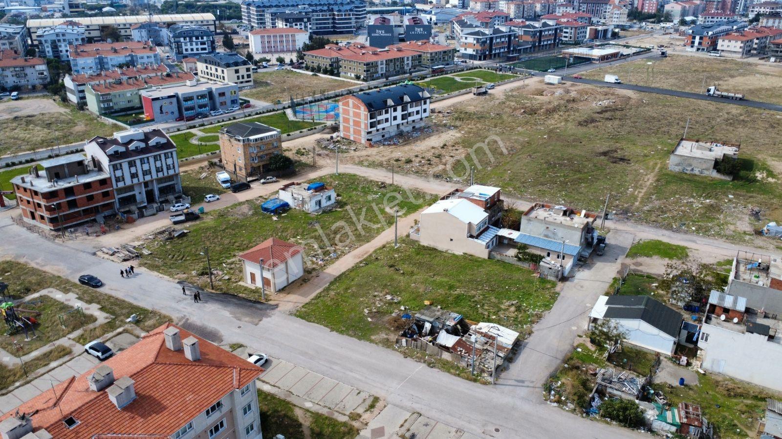 Bandırma 100. Yıl Mahallesinde 3,5 Kat İmarlı, 100 M² Taban İnş