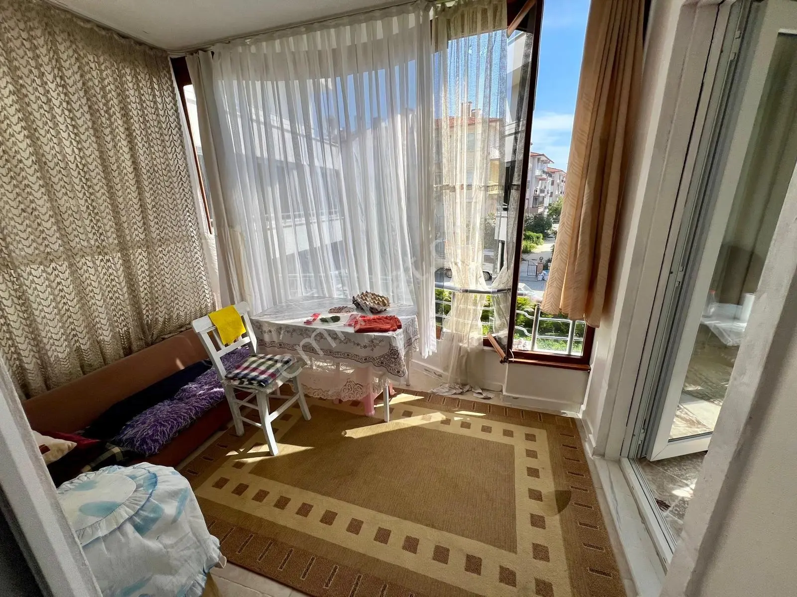 Akçay Aras Emlaktan Altınkum'da Geniş Balkonlu 2+1 Satılık Daire — fotoğraf 20