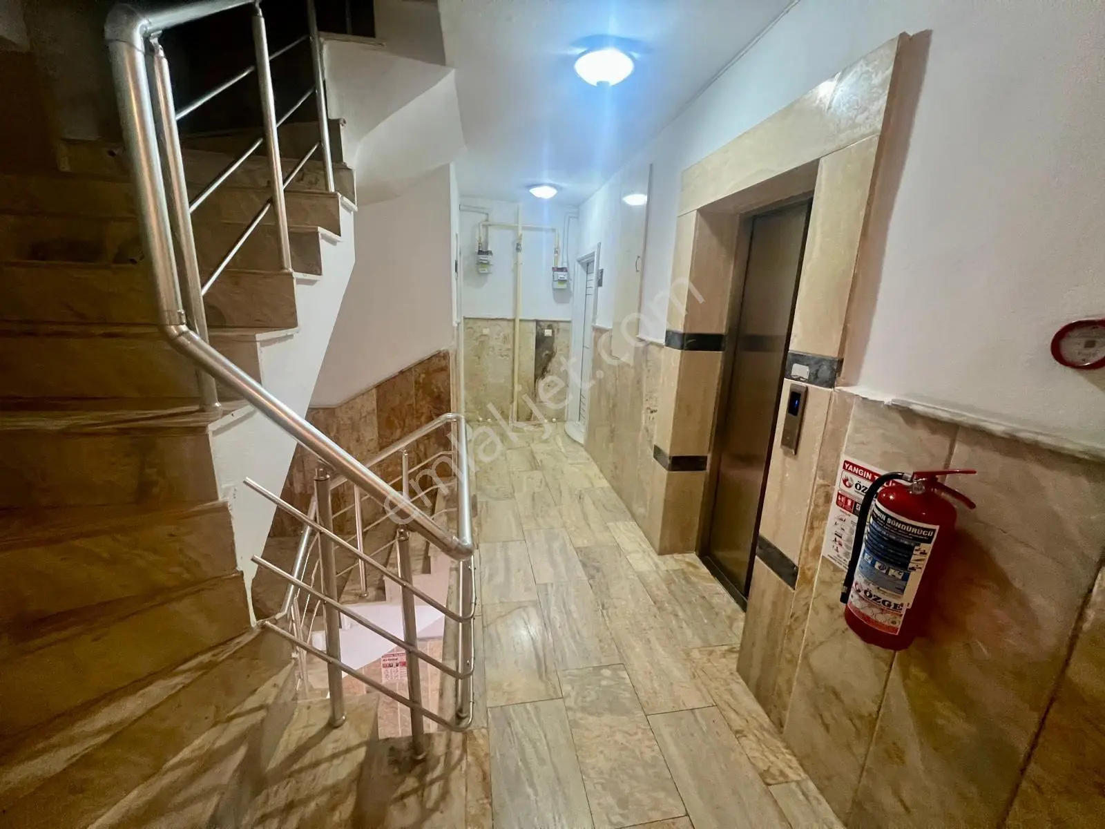 Akçay Aras Emlaktan Altınkum'da Geniş Balkonlu 2+1 Satılık Daire — fotoğraf 29