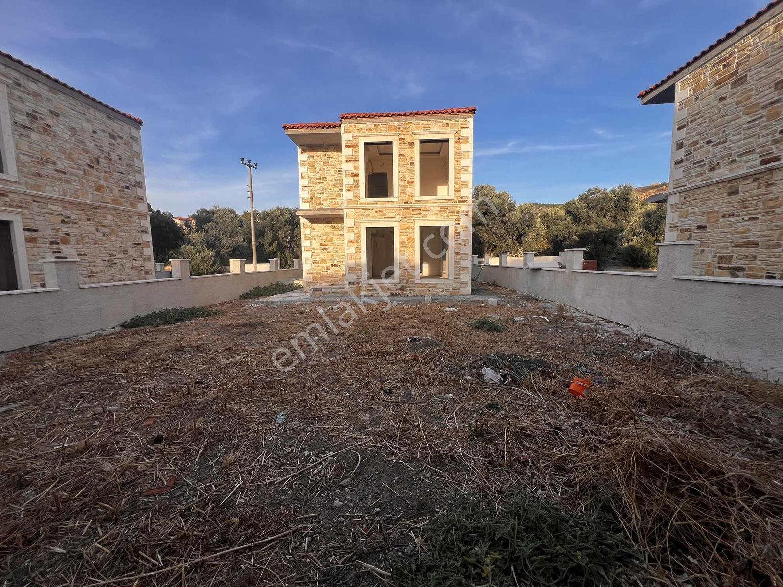 Foçada Denize Yakın 150 M² 4+1 Taş Villalar — fotoğraf 2