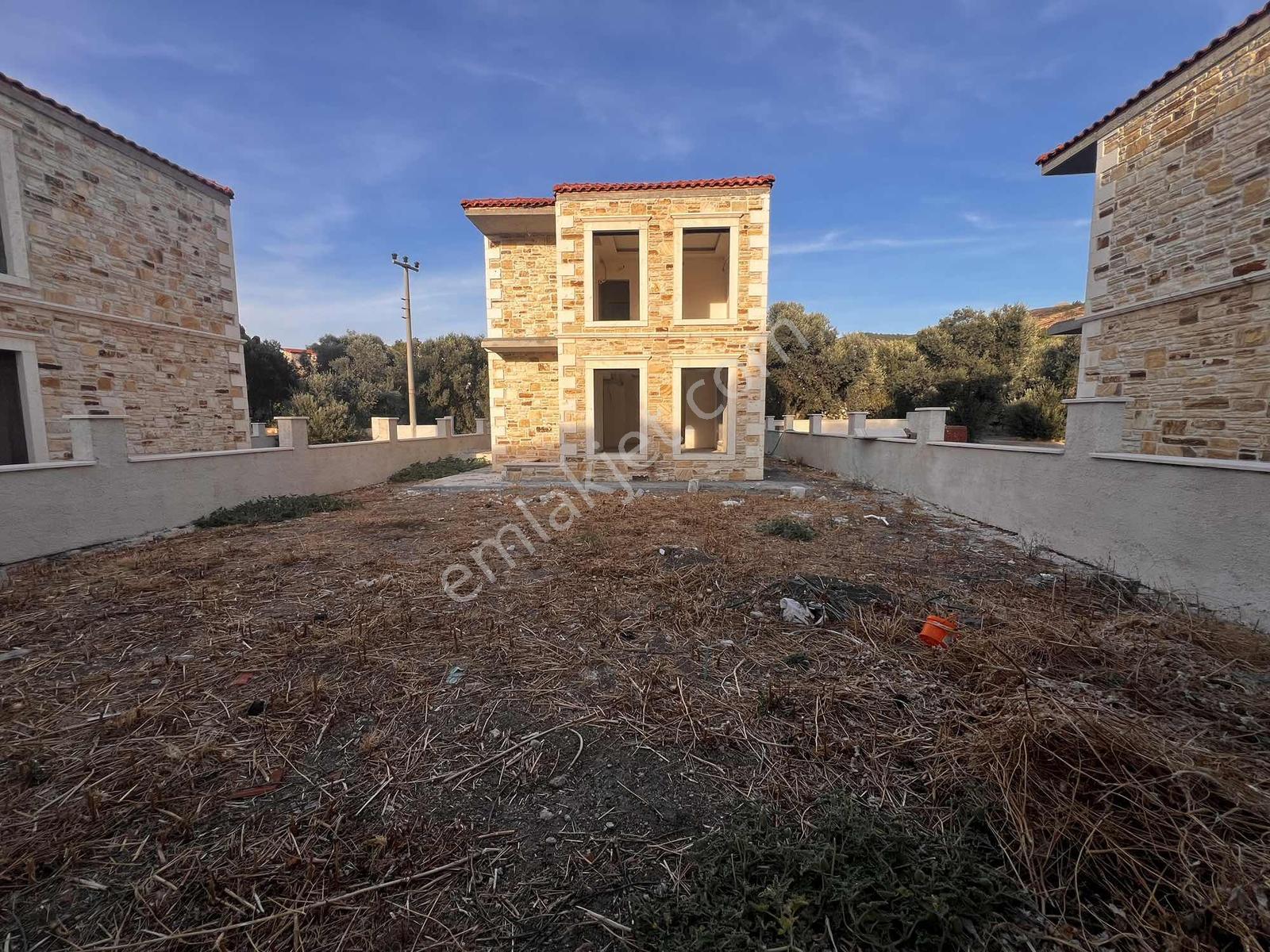 Foçada Denize Yakın 150 M² 4+1 Taş Villalar — fotoğraf 3