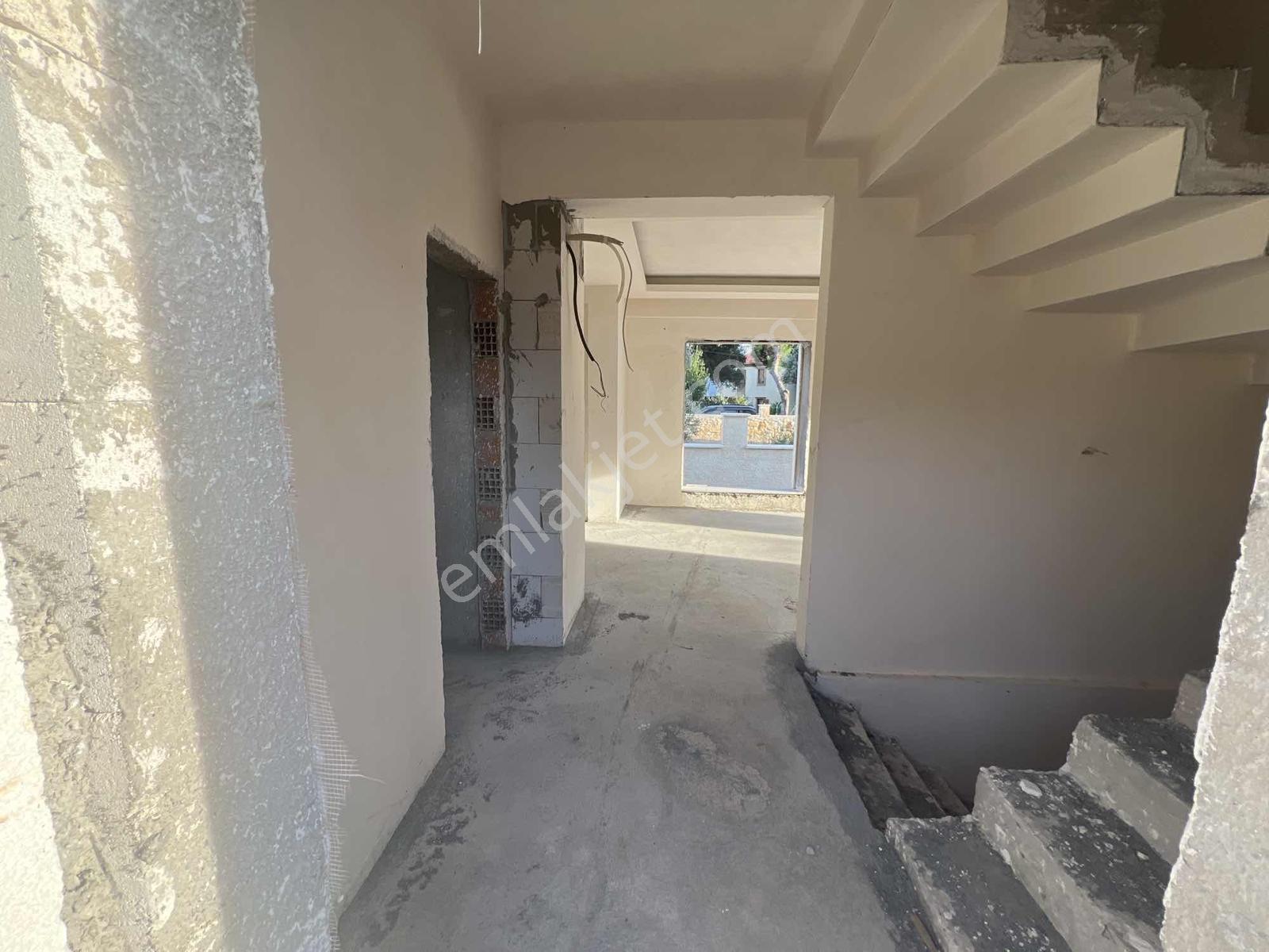 Foçada Denize Yakın 150 M² 4+1 Taş Villalar — fotoğraf 7