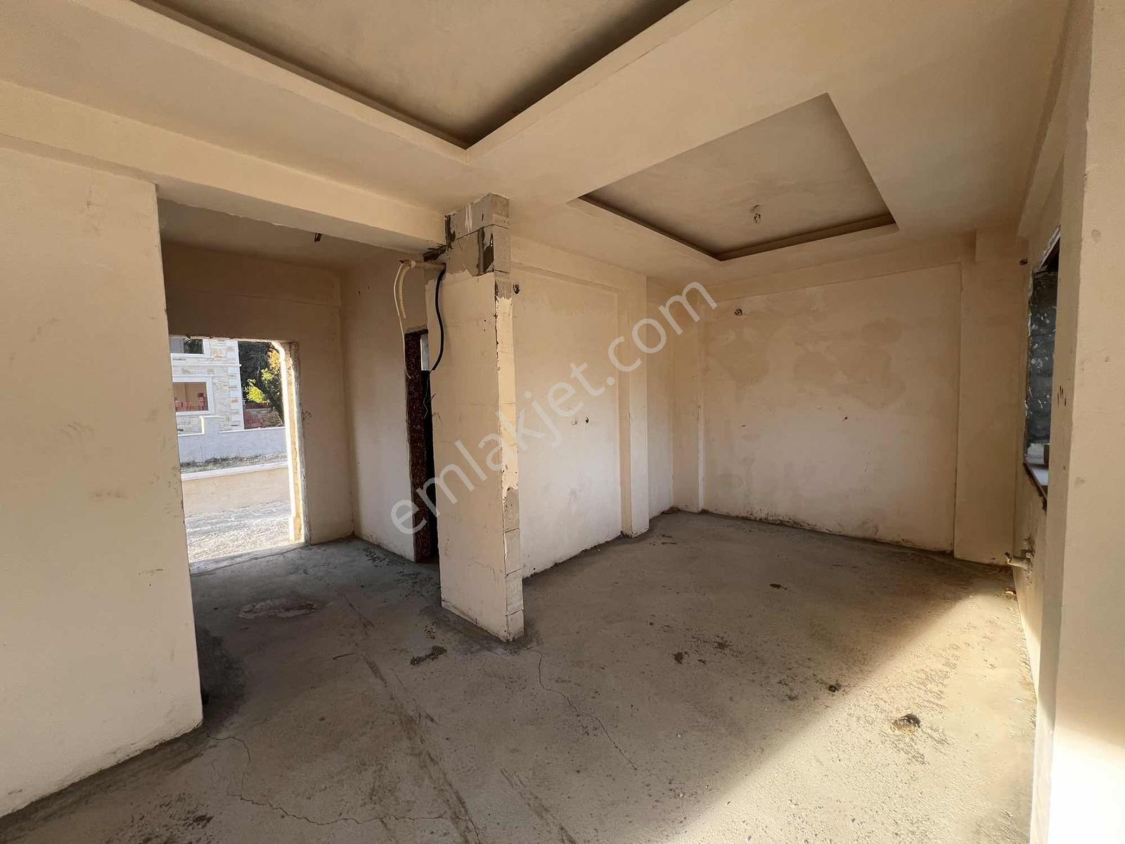 Foçada Denize Yakın 150 M² 4+1 Taş Villalar — fotoğraf 9