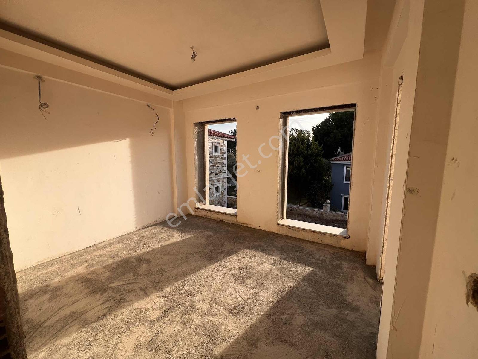 Foçada Denize Yakın 150 M² 4+1 Taş Villalar — fotoğraf 12