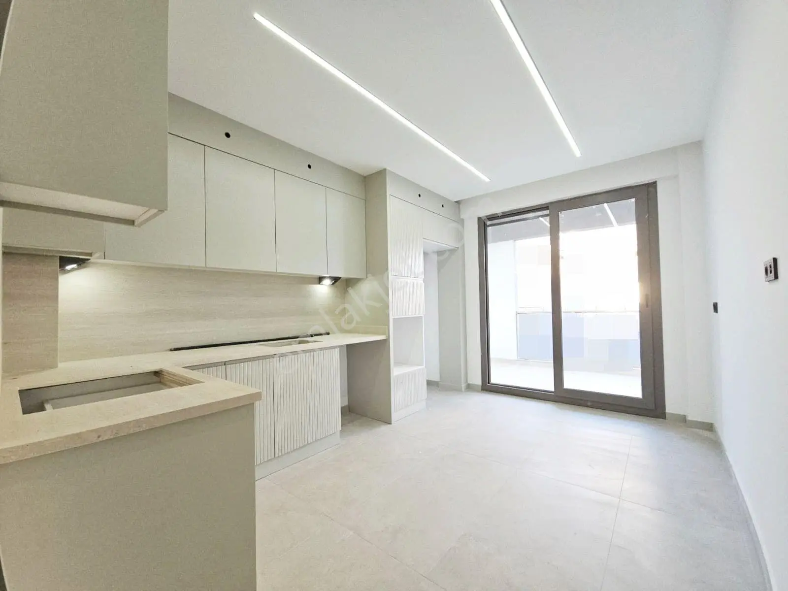 Denizli Şemikler De 165m2 3+1 Site İçerisinde Mükemmel Konumda Geniş Satılık Daireler — fotoğraf 3
