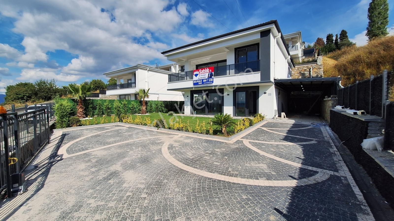 Gölcük Ulaşlı'da Deniz Manzaralı Ultra Lüks Satılık Villa — fotoğraf 5