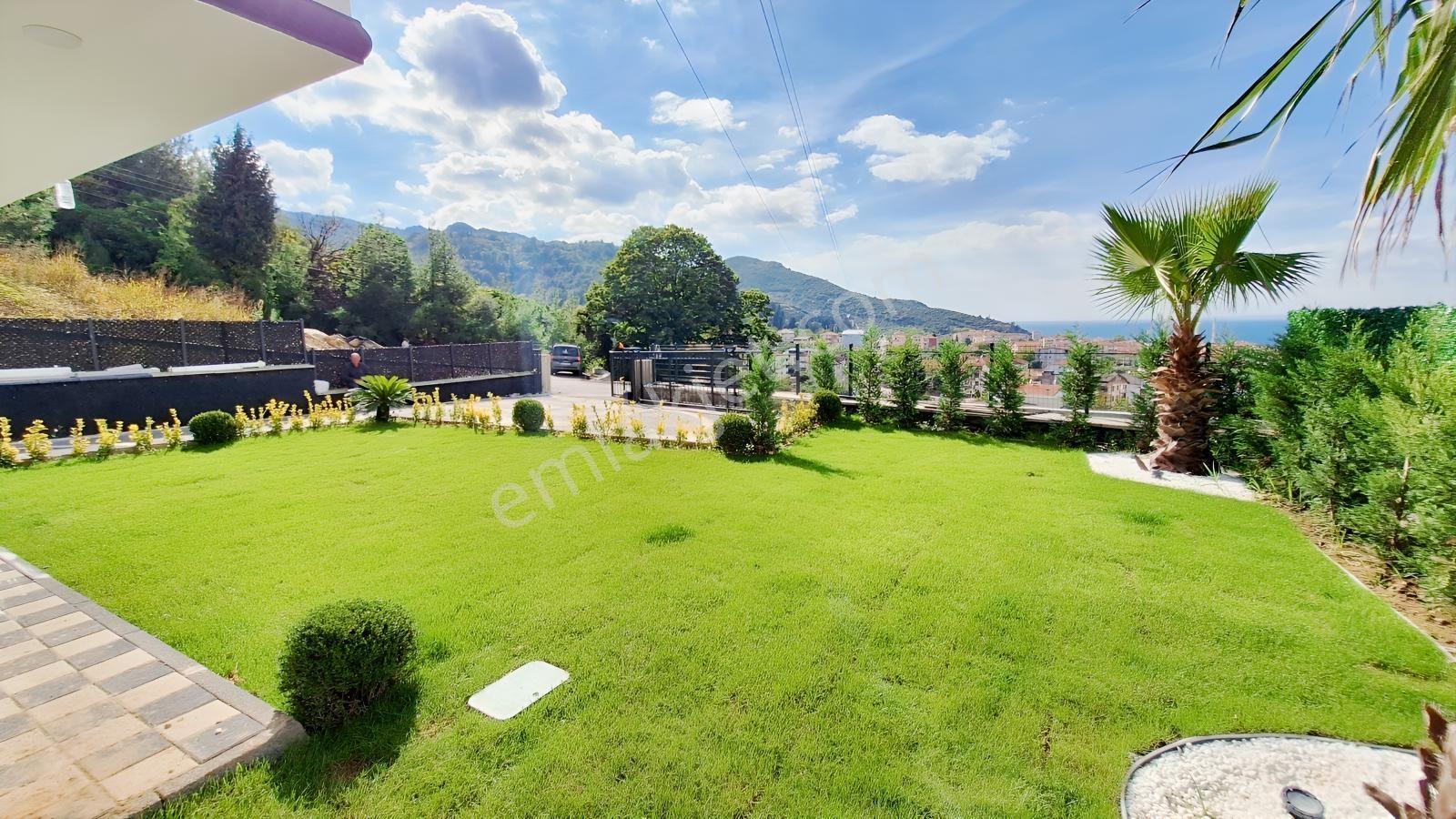 Gölcük Ulaşlı'da Deniz Manzaralı Ultra Lüks Satılık Villa — fotoğraf 11