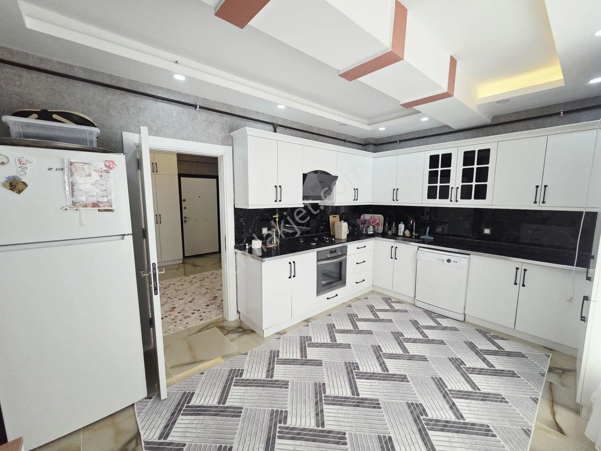 Mehmetçikte Satılık Lüx Full 3+1 Daire — fotoğraf 4