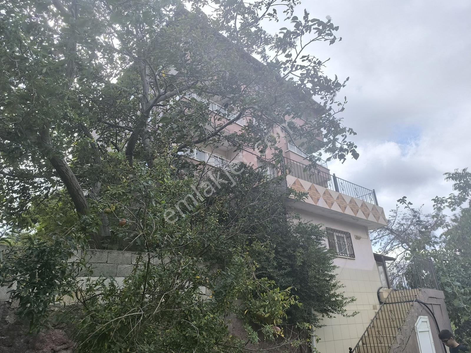 Belen Gedikte Ötüken Sitesi Yanında Satılık 4 Katlı Bina — fotoğraf 17