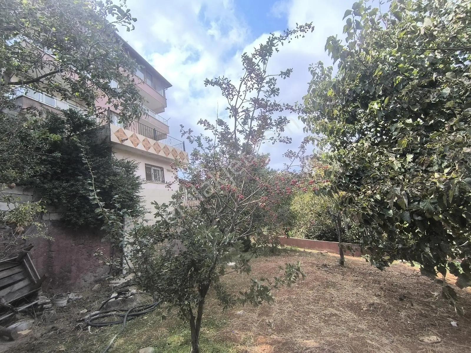 Belen Gedikte Ötüken Sitesi Yanında Satılık 4 Katlı Bina — fotoğraf 35