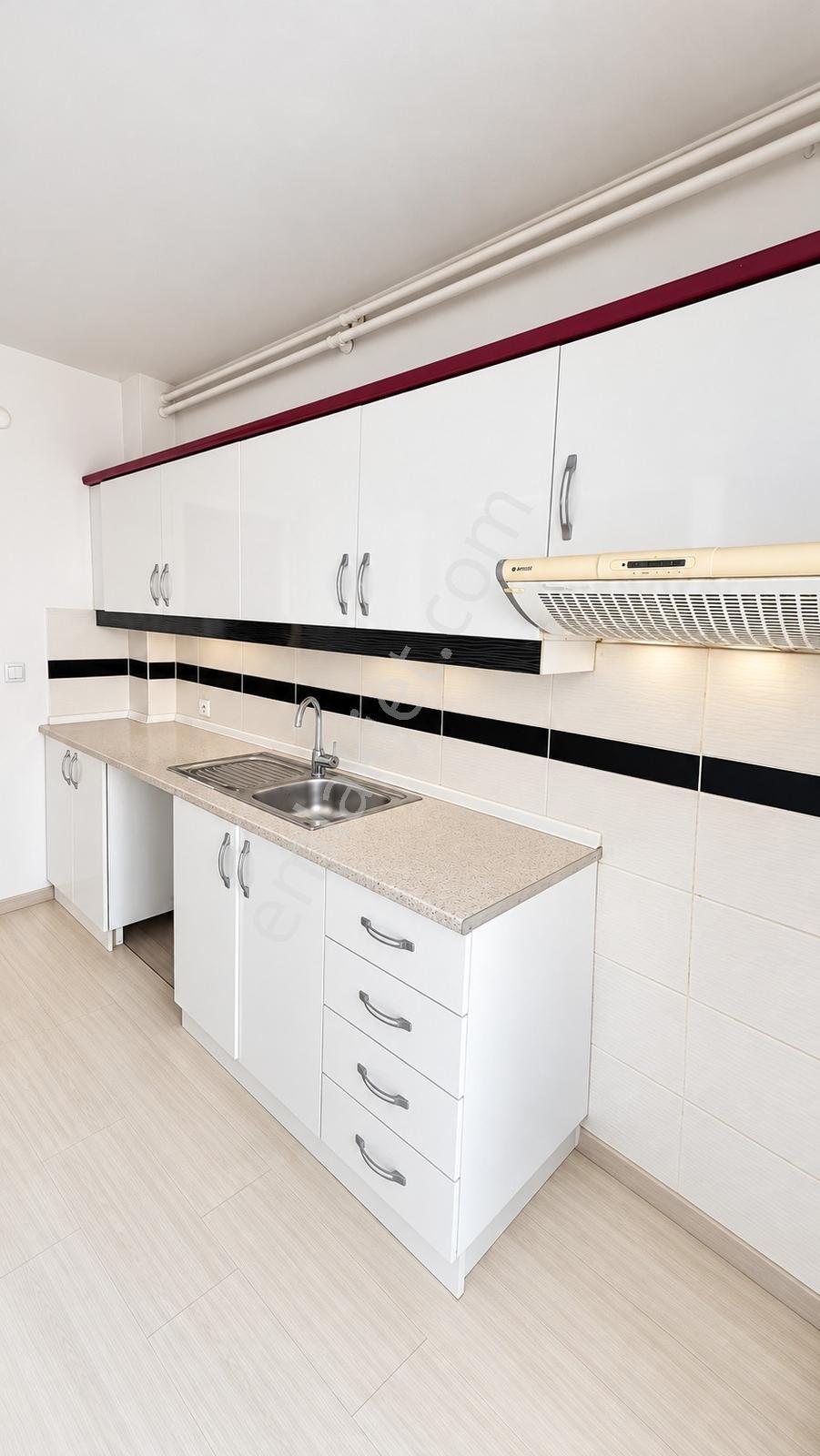 Çorlu Emlak Konutlarında 4. Kat |110 M² Net | Geniş 2+1 Satılık — fotoğraf 22
