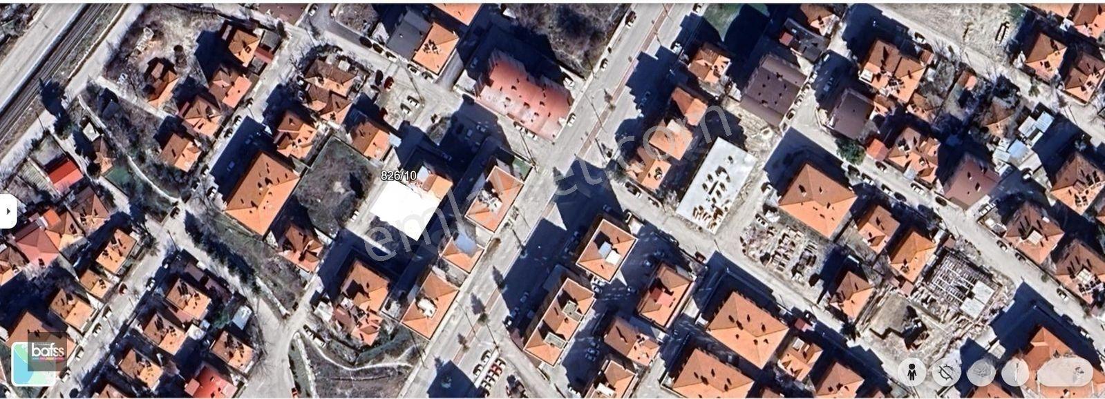Aydınlık Evlerde Satılık 316 M2 İmarlı Arsa