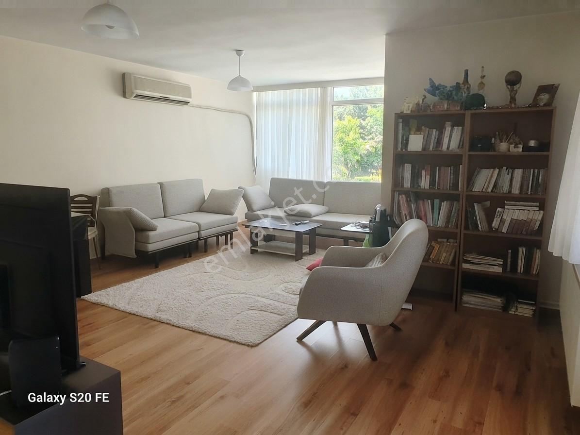 Üçkuyular İnönü Caddesi Paraleli Otoparklı 2+1 Satılık Daire