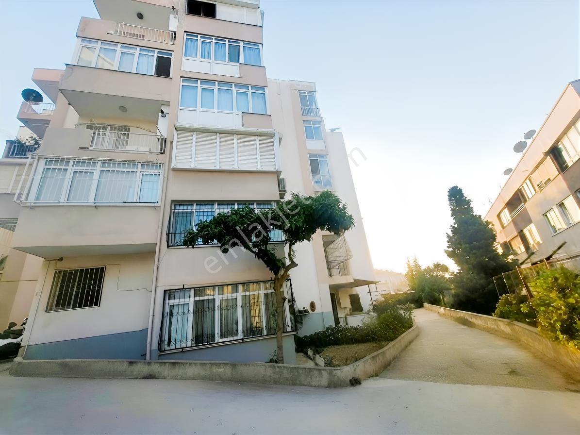 Üçkuyular İnönü Caddesi Paraleli Otoparklı 2+1 Satılık Daire — fotoğraf 7