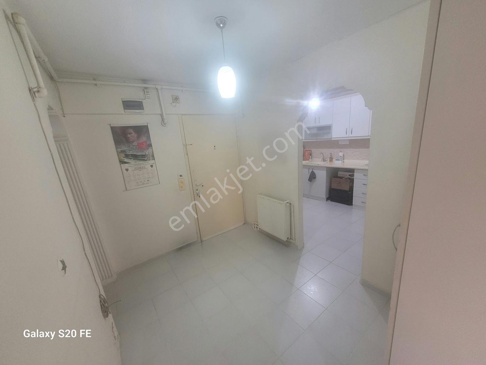 Üçkuyular İnönü Caddesi Paraleli Otoparklı 2+1 Satılık Daire — fotoğraf 13